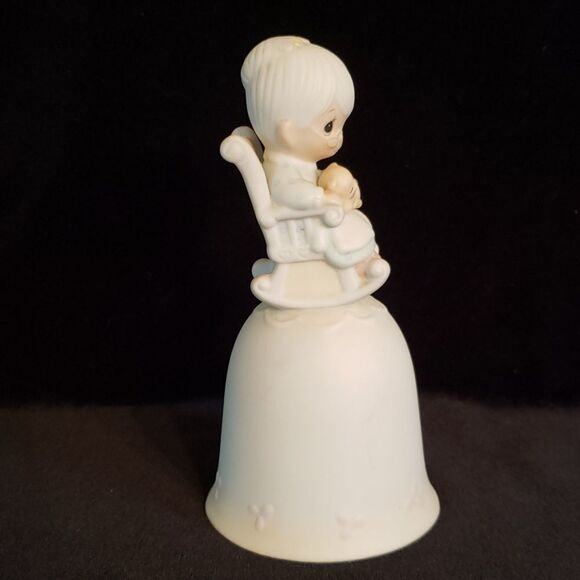 Vintage PM 1981 "The Purr-fect Grandma" Porcelain Bell #E-7183 - Picture 5 of 6